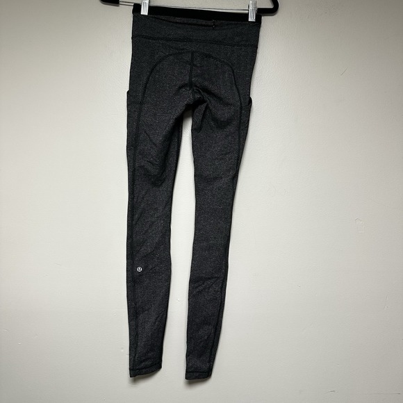 Lululemon Gray Women's Leggings‎ Size 4 - Picture 6 of 9
